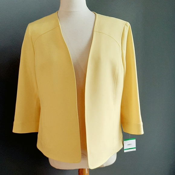 Kasper Jackets & Blazers - NWT! Kasper Yellow Blazer